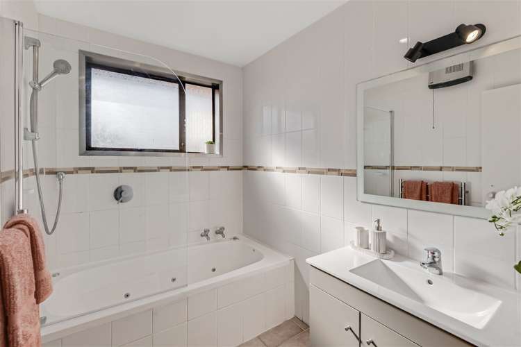 18 Lowry Avenue Redwood_10