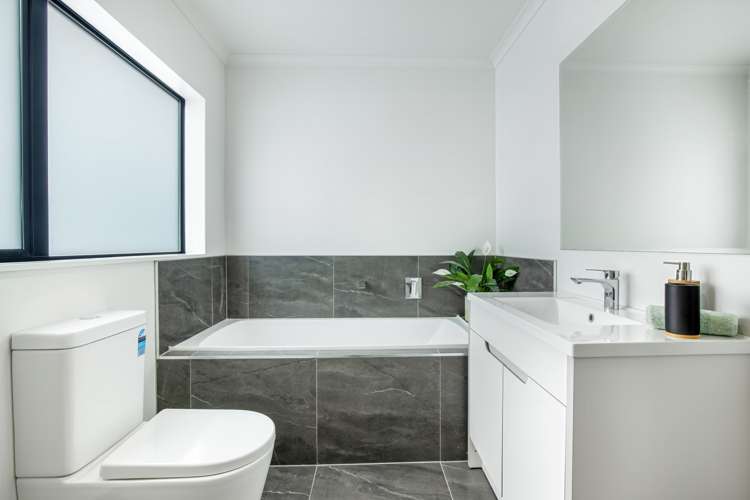 1/153 Gordonton Road Puketaha_11