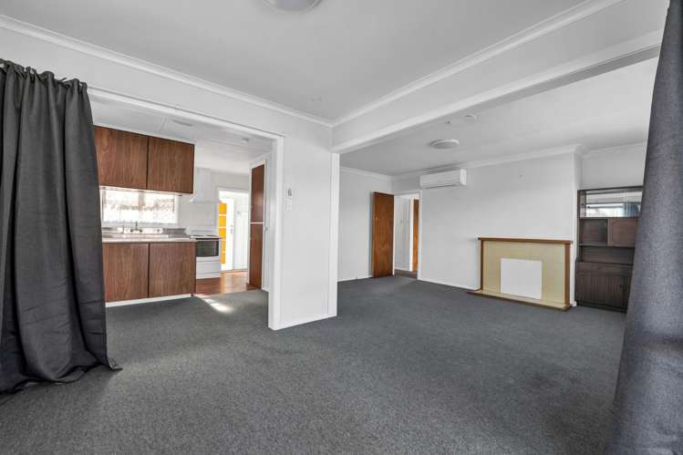 102 Brecon Road Stratford_4