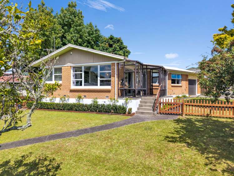 38 Pelorus Street Glenview_25