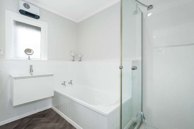 4 Clive Road Khandallah_17