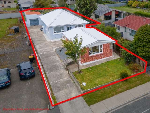 Room for all: 4 Bed, 2 Bath Home + Granny Flat