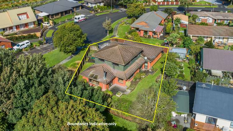 11 Langham Place Redwood_14