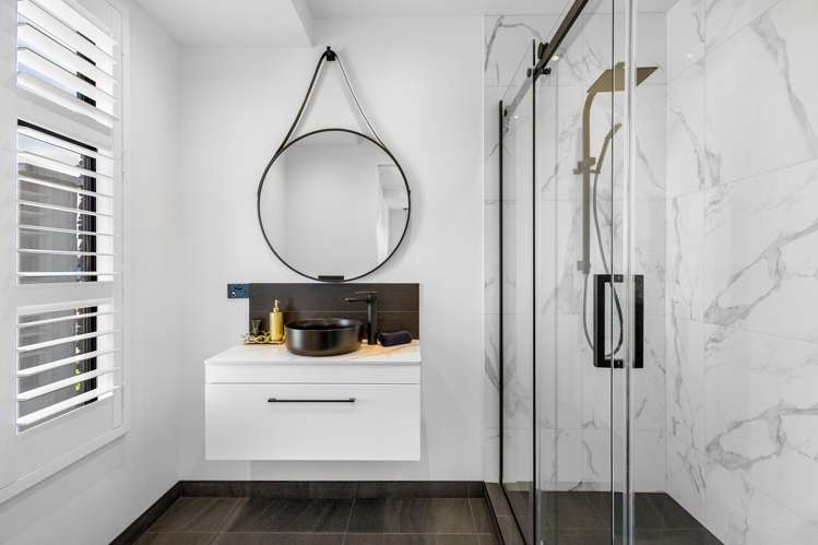 1 Moraine Street Lincoln_17