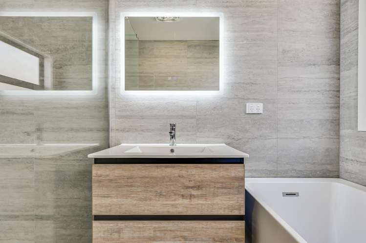 33 Overton Street Rototuna North_20