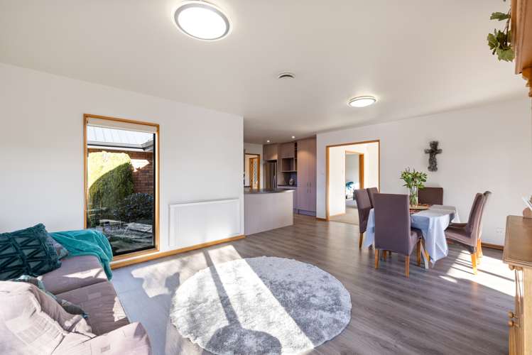 8 Brockhall Lane Avonhead_5