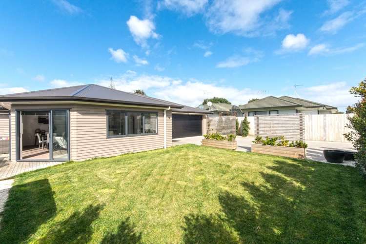 8a Coral Crescent Panmure_22