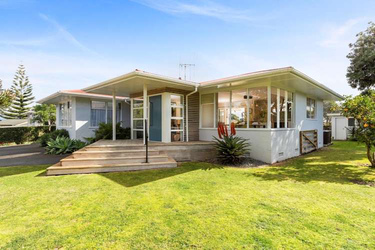 15 Stirling Grove Greerton_6