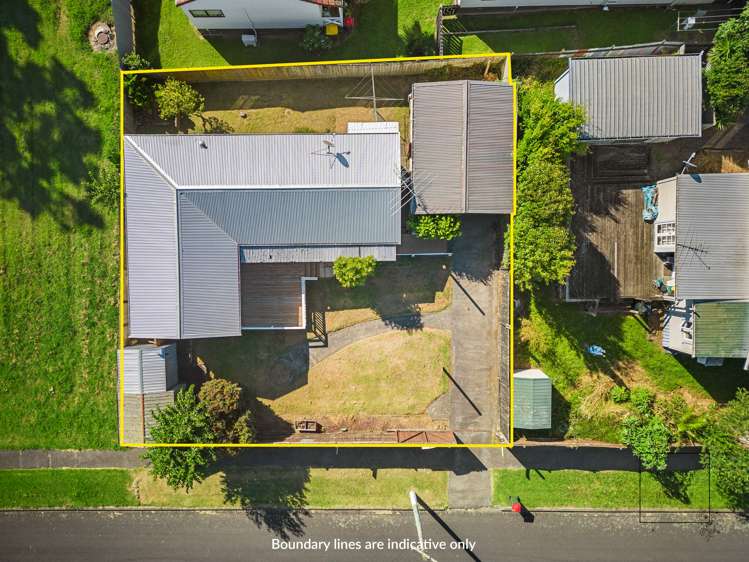 2/16 Waiari Road Conifer Grove_13