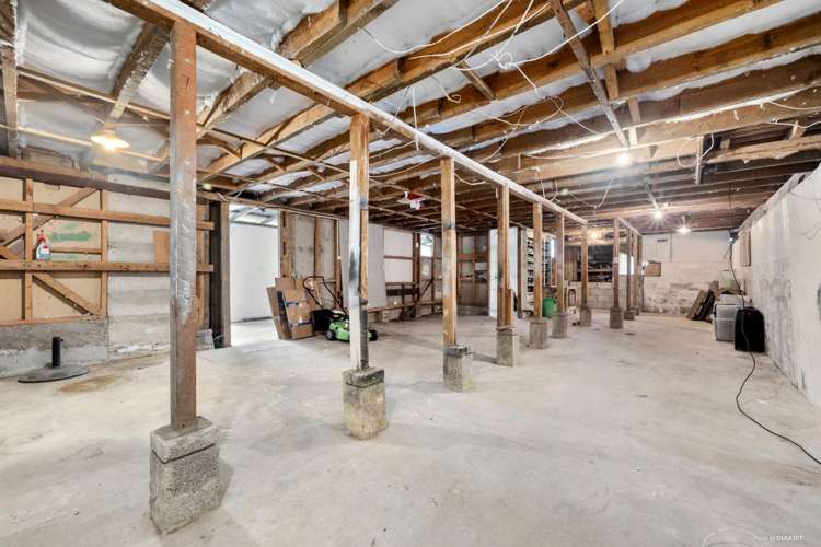 49b Lancaster Road Beach Haven_11