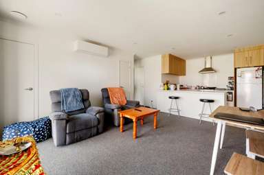 4/2 Masefield Drive_4