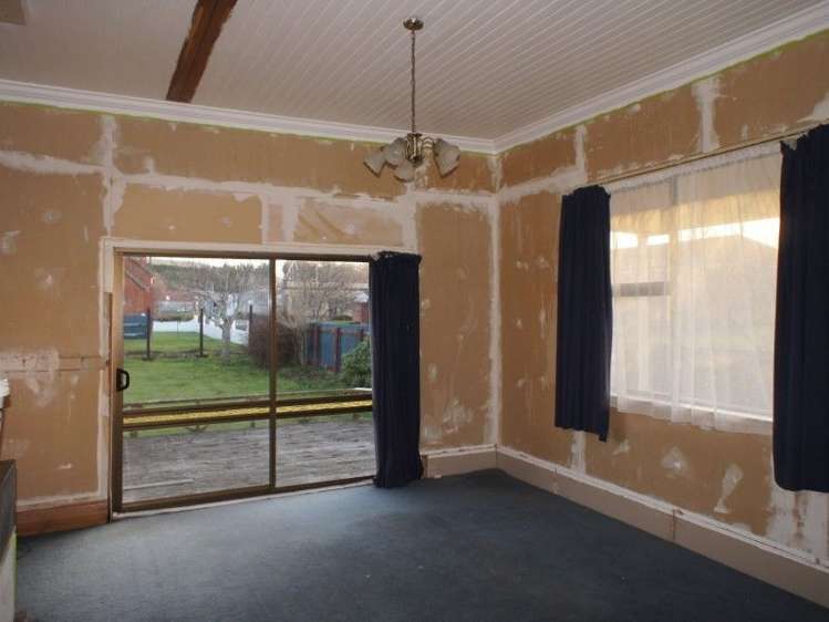 16 Chester Street Otautau_5