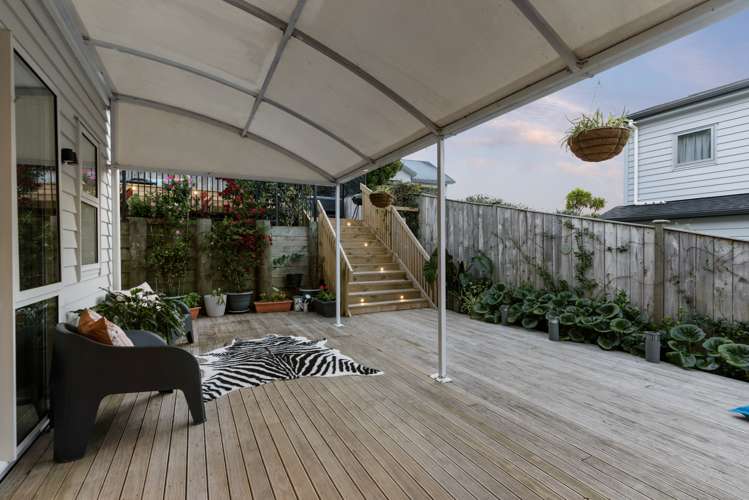 9 Bridget Court Red Beach_24