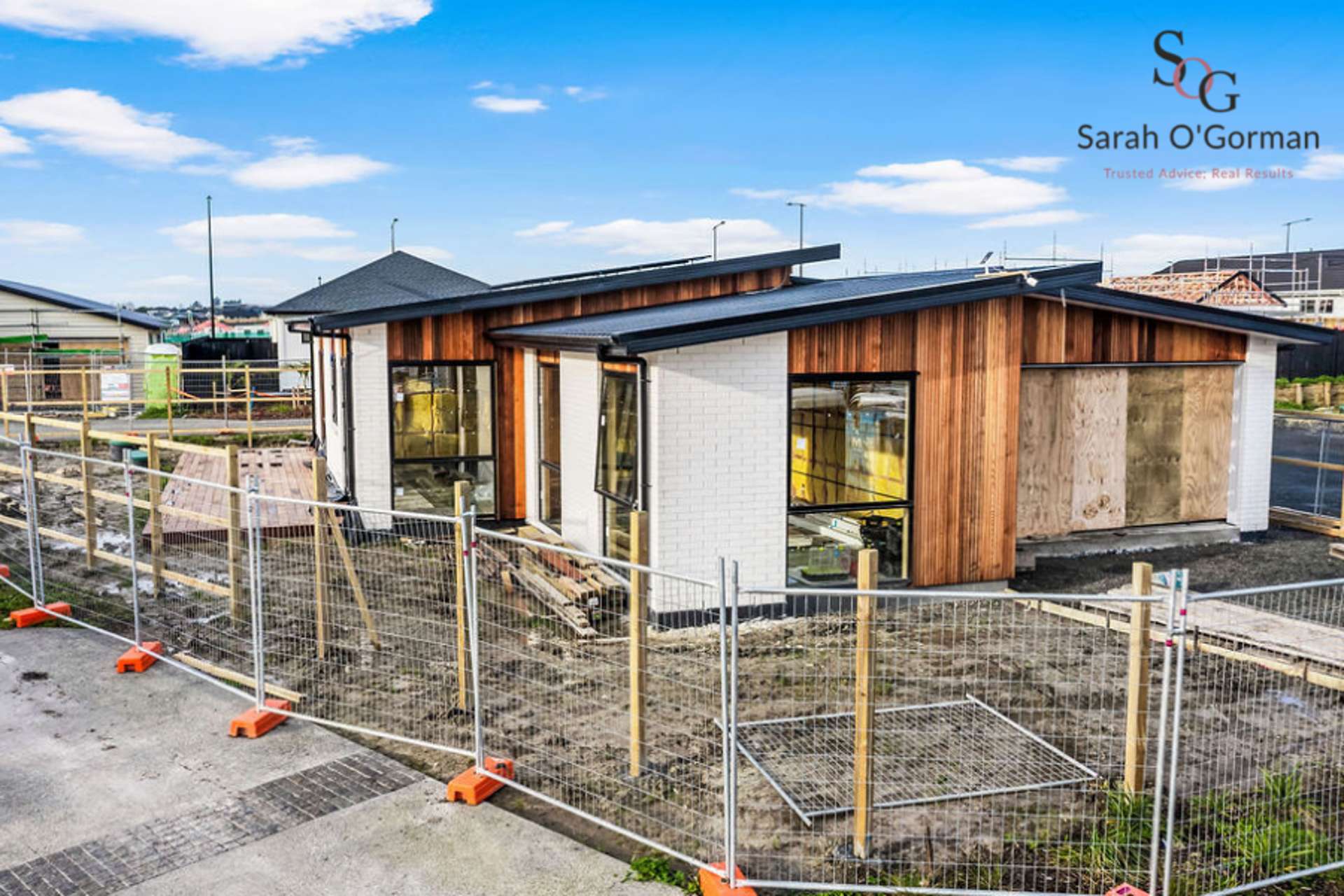 5 Houpuni Road Wainui_0