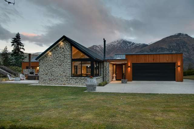 14 Ellen Johnson Terrace Dalefield/Wakatipu Basin_2