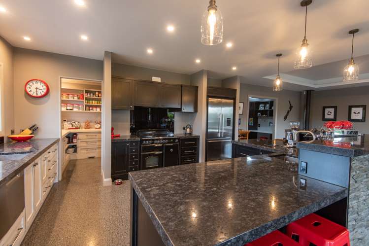 200 Holland Road Puketaha_6