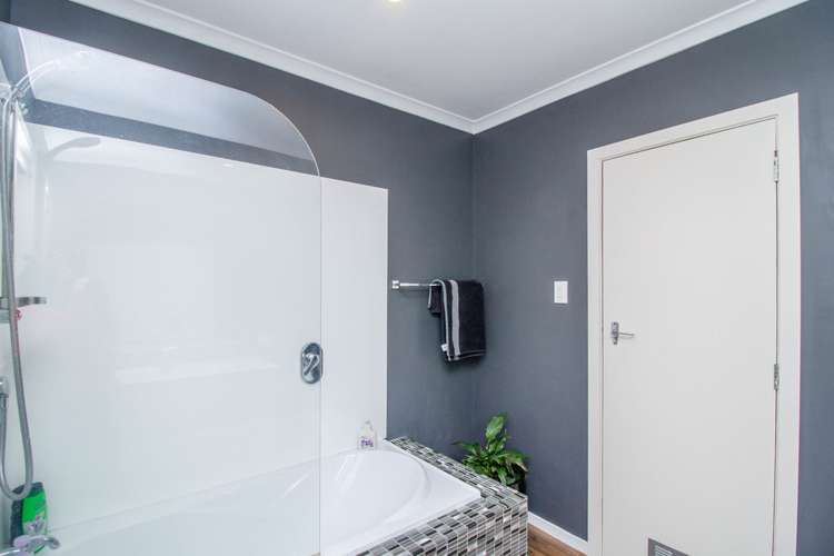 88 Hair Street Wainuiomata_11