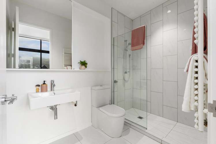 15 Jean Caldwell Way Island Bay_7