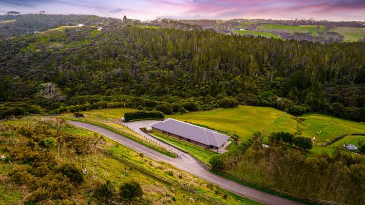 92 Taiapa Valley Road Muriwai_17