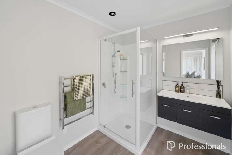 63 Ken Douglas Drive Aotea_18