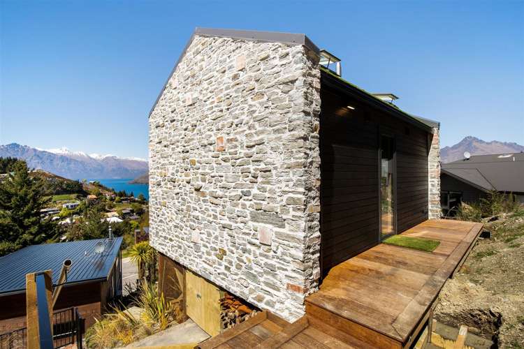 45 Dart Place Fernhill/Sunshine Bay_15