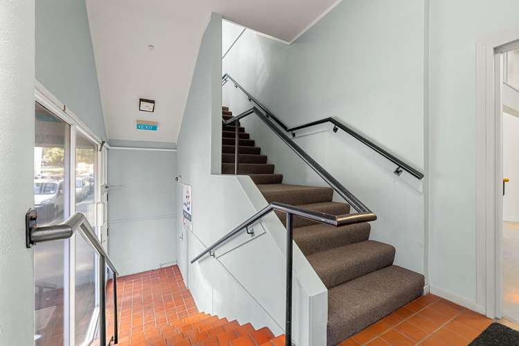 Unit 4, 3 Alpha Street Te Aro_11