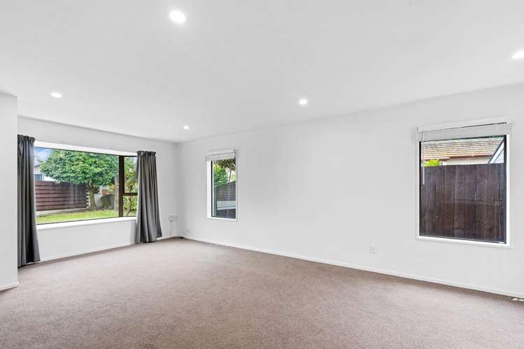 1/25 De Havilland Street Hornby_5