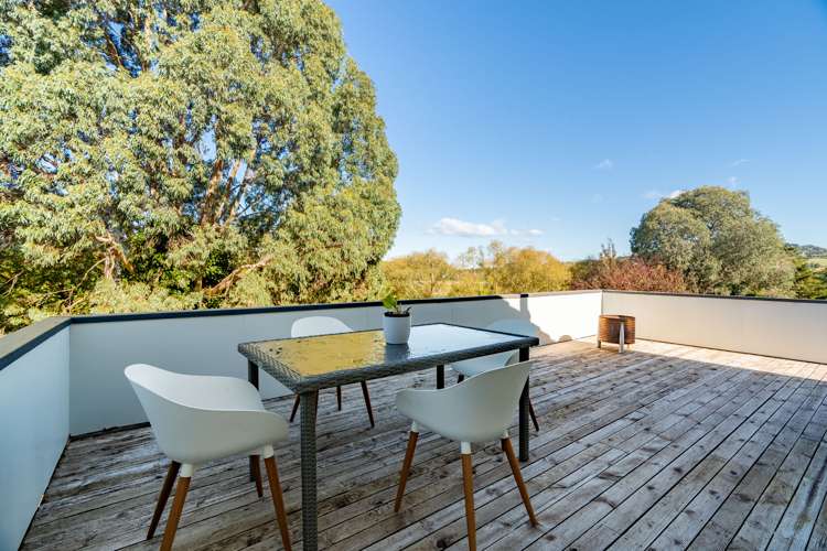 4 Waldron Crescent Green Island_16