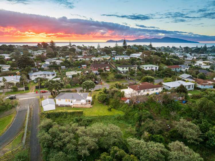 100 Tilley Road Paekakariki_1