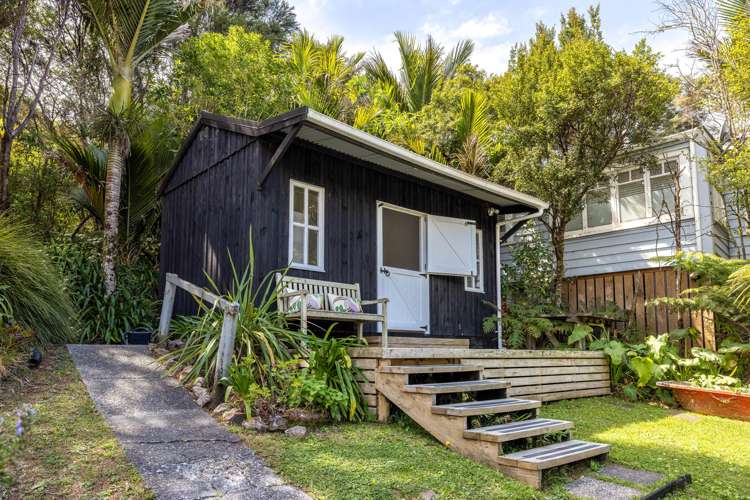 62 Waiheke Road Waiheke Island_2