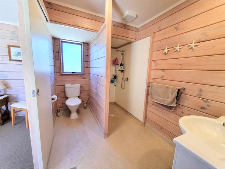 132 Adams Road Whangapoua_8