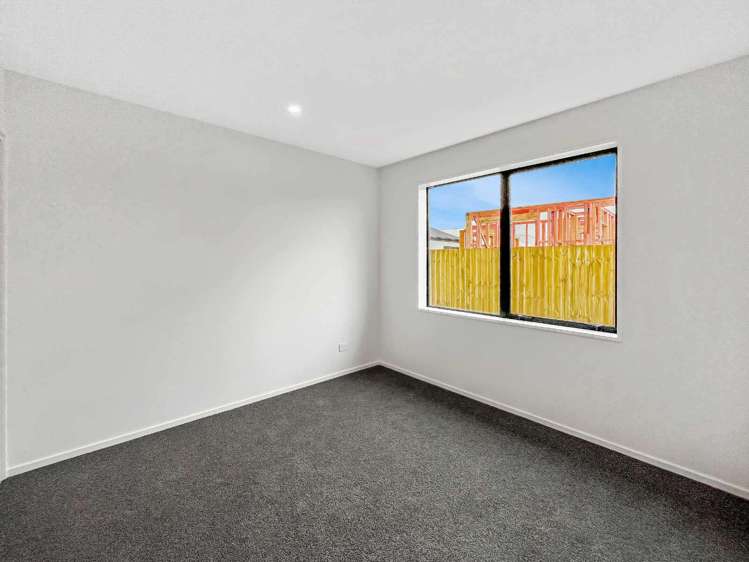 35 Bill Hammond Drive Belfast_12