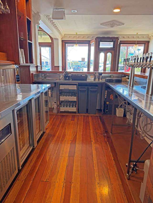 6 Birkdale Road Birkdale_3