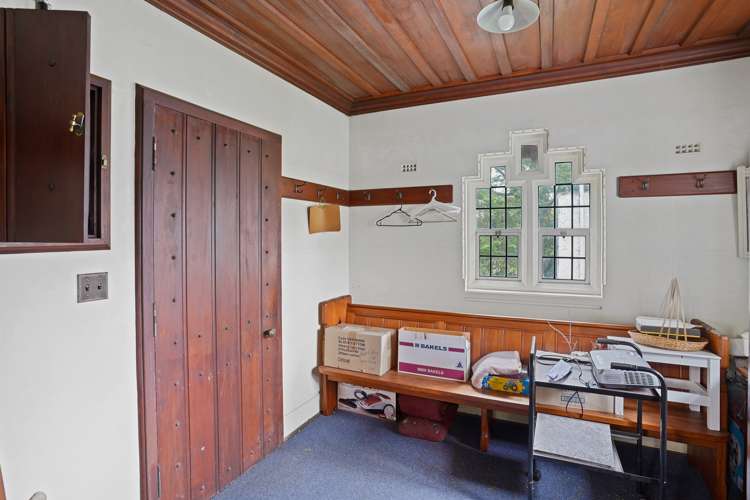 1664 Cust Road Cust_11