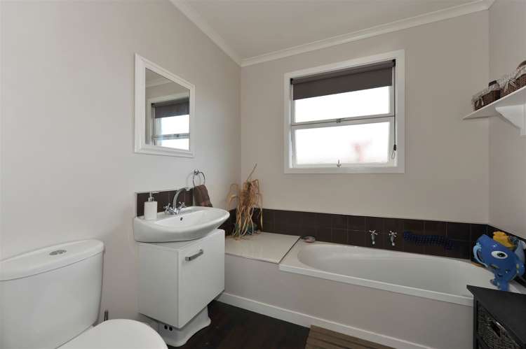 22 Marlowe Street Stoke_8