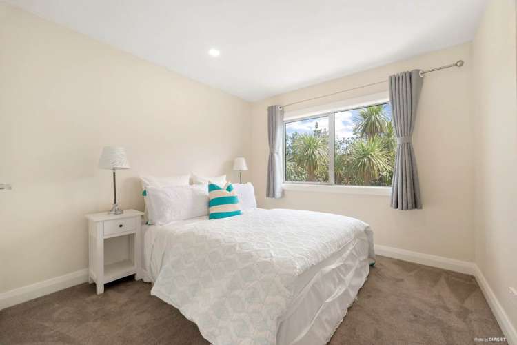 24 Boocock Crescent Orewa_20