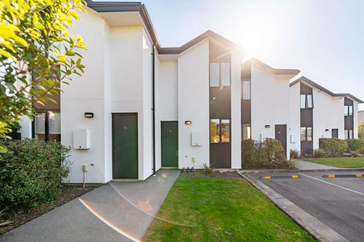 17/70 Waltham Road_4