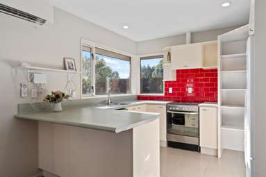 1 Oakden Drive_2
