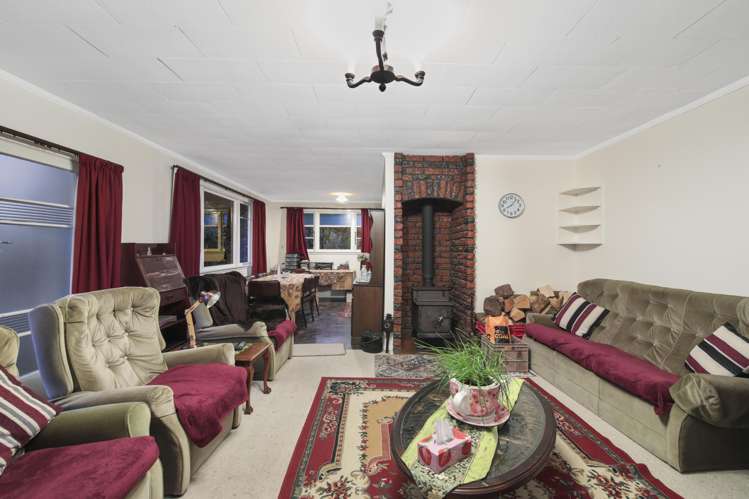 686 Dillons Point Road Dillons Point_12