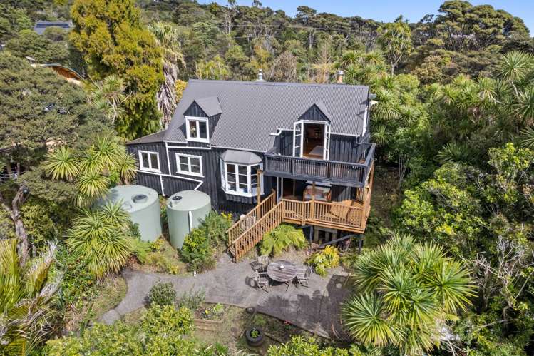 83 Anawhata Road Anawhata_20