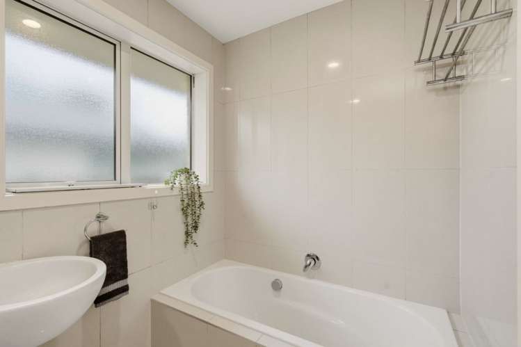 58 Wayside Avenue Burnside_21