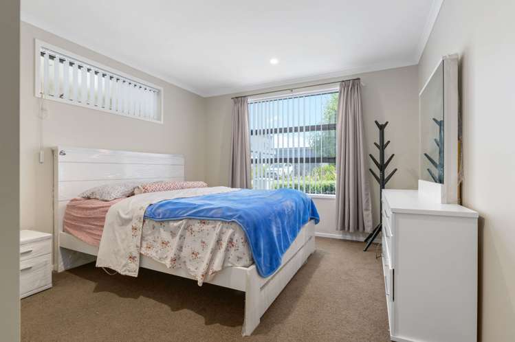 8 Squire Avenue Chartwell_5