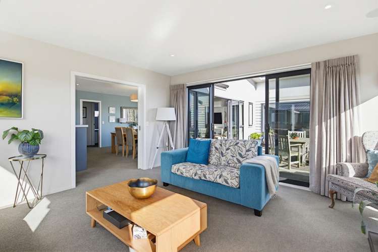 29 Lacebark Lane Woodridge_7
