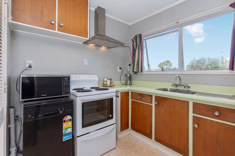 45 Roberts Road Te Atatu South_9