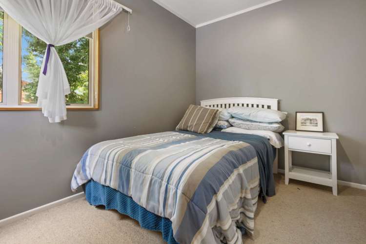 30 Acacia Crescent Glenview_9