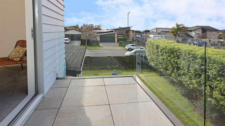 114 Lake Panorama Drive Henderson Valley_31