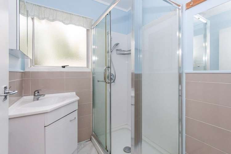 2/66 Mcleod Road Te Atatu South_8