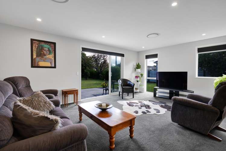 7 Robbins Crescent Hawera_2