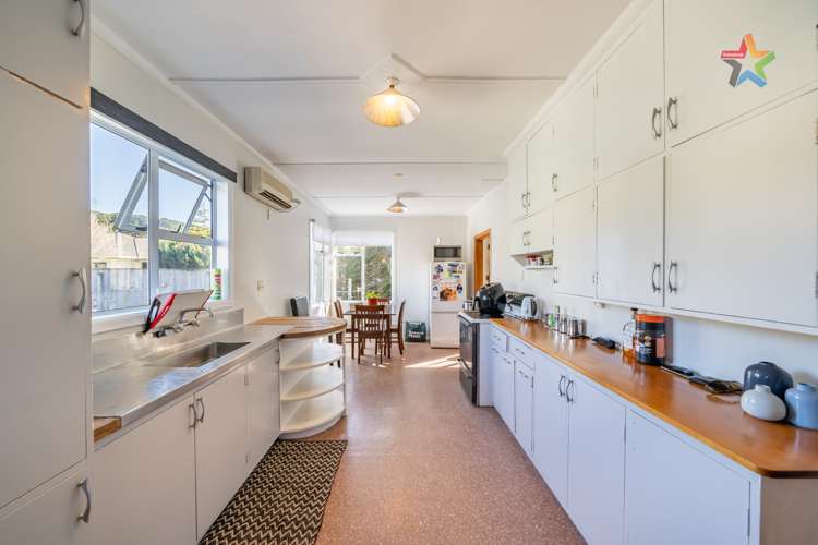 88 Main Road Wainuiomata_2