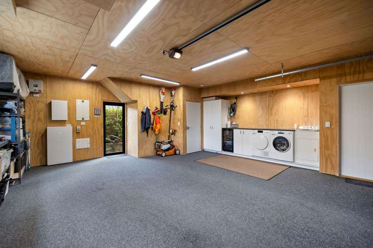 13 Hovingham Court Jacks Point_25